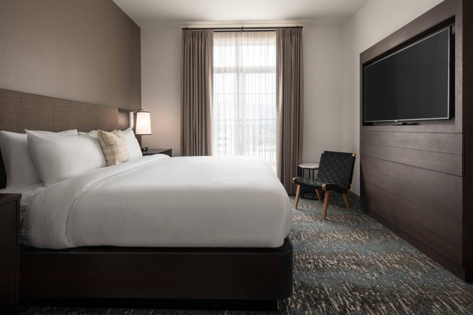 Residence Inn Los Angeles Glendale Exterior photo